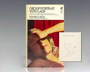 Bild des Verkufers fr Group Portrait with Lady. zum Verkauf von Raptis Rare Books