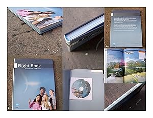 Bild des Verkufers fr Flight Book. Faszination Luft- und Raumfahrt. Mit Illustrationen von Michael Rmer und einer beigegebener DVD. Layout und Gestaltung von Monika Grtzinger. zum Verkauf von Versandantiquariat Abendstunde