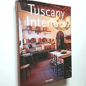 Bild des Verkufers fr Interiores de Toscana / Interni Toscani / Interiores da Toscana zum Verkauf von MAUTALOS LIBRERA