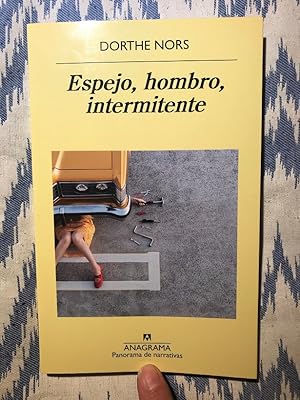 Seller image for Espejo, Hombro, Intermitente for sale by Campbell Llibres