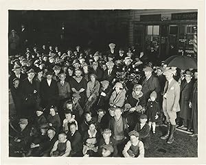 Immagine del venditore per Greed (Original photograph of the cast and crew from the set of the 1925 film) venduto da Royal Books, Inc., ABAA