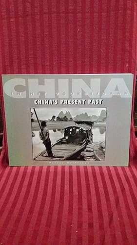 Image du vendeur pour China in Het Voorbijgaan China s present past mis en vente par Buchhandlung Neues Leben