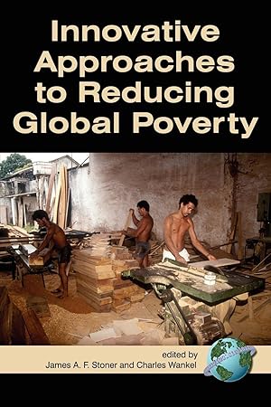 Image du vendeur pour Innovative Approaches to Reducing Global Poverty (PB) mis en vente par moluna