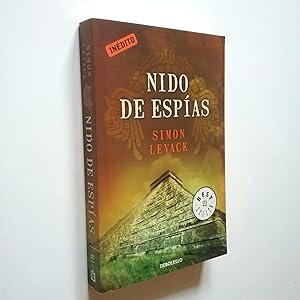 Seller image for Nido de espas for sale by MAUTALOS LIBRERA