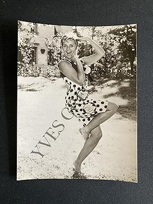 Seller image for PHOTOGRAPHIE ANNIE CORDY-PAR CLAUDE MATHIEU for sale by Yves Grgoire