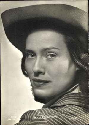 Bild des Verkufers fr Ansichtskarte / Postkarte Schauspielerin Anna Dammann, Nacht ohne Abschied, Portrait mit Hut zum Verkauf von akpool GmbH