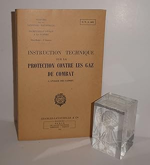 Seller image for Instruction technique sur la protection contre les Gaz de Combat  l'usage des Cadres. T.T.A. 601. Charles Lavauzelle & cie. Limoges - Nancy. 1955. for sale by Mesnard - Comptoir du Livre Ancien