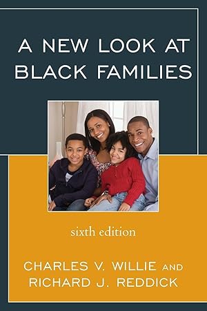 Bild des Verkufers fr New Look at Black Families zum Verkauf von moluna