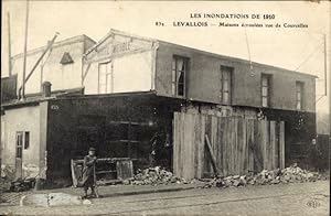 Ansichtskarte / Postkarte Levallois Perret Hauts de Seine, Les Inondations de 1910, Maisons ecrou...