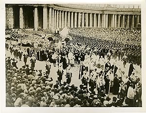 "LE VRAI VISAGE DU VATICAN (JUBILAEUM)" Réalisé par le Comité central de l'Année Sainte et la par...