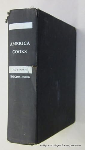 America Cooks. Favorite Recipes from 48 States. Garden City, Halcyon House, (1949). Mit fotografi...