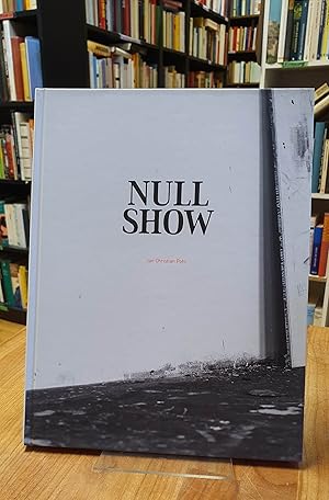 Immagine del venditore per Null Show, venduto da Antiquariat Orban & Streu GbR