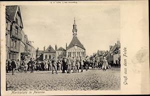 Ansichtskarte / Postkarte Péronne Somme, Marktplatz