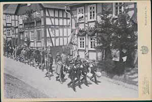 Kabinettfoto Wallau Hofheim am Taunus Hessen, ab 1867, Kriegerverein, Fahne, Festzug