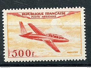 TIMBRE FRANCE N° 32 POSTE AERIENNE AVIATION 500 FRANCS "MAGISTER"