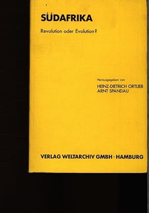 Bild des Verkufers fr Sdafrika. Revolution oder Evolution? ; Studien zur Lebenslage der Schwarzen. zum Verkauf von Antiquariat Bookfarm