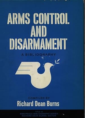 Imagen del vendedor de Arms control and disarmament. A bibliography. a la venta por Antiquariat Bookfarm