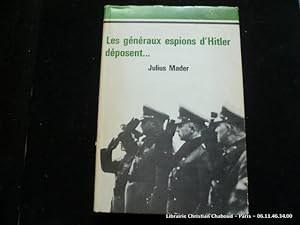 Imagen del vendedor de Les gnraux espions d'Hitler dposent. a la venta por Librairie Christian Chaboud