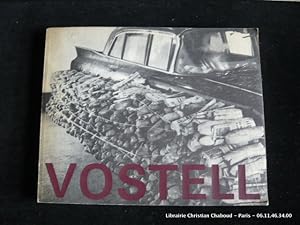 Image du vendeur pour Wolf Vostell. Environnements / Happenings 1958 - 1974. A.R.C. 2. Musee d'Art Moderne de la Ville de Paris. mis en vente par Librairie Christian Chaboud