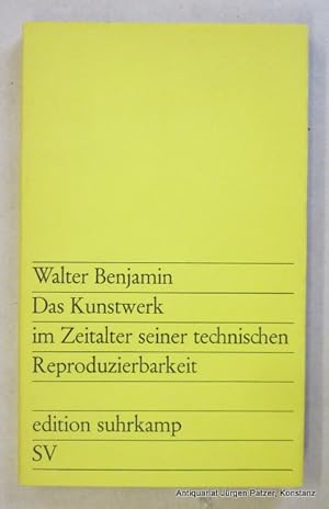 Imagen del vendedor de Das Kunstwerk im Zeitalter seiner technischen Reproduzierbarkeit. Drei Studien zur Kunstsoziologie. 2. Auflage. 21. Tsd. Frankfurt, Suhrkamp, (1968). Kl.-8vo. 155 S., 3 Bl. Or.-Kart. (Edition Suhrkamp, 28). (ISBN 3518100289). a la venta por Jrgen Patzer