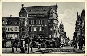 Bild des Verkufers fr Ansichtskarte / Postkarte Landau in der Pfalz, Marktstrae, Herbert Norkus Platz, Adler Apotheke zum Verkauf von akpool GmbH