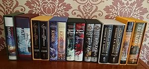 Immagine del venditore per A Song of Ice and Fire' (2000 - present), US signed limited edition same-number set, published by Meisha Merlin and Subterranean Press [A Game of Thrones x 2; 'A Clash of Kings' x 2; 'Storm of Swords' 'A Feast for Crows'; 'A Dance with Dragons'; 'A Knight of the Seven Kingdoms'; 'Fire & Blood'} venduto da First and Fine