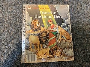 Seller image for Daniel in the Lions' Den (A Little Golden Book) for sale by Betty Mittendorf /Tiffany Power BKSLINEN