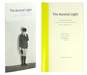 Bild des Verkufers fr Auroral Light. Grolier Club. Photographs By Women. May 13-August 2, 2003 zum Verkauf von John Windle Antiquarian Bookseller, ABAA