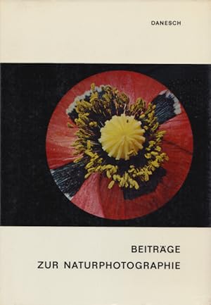 Seller image for Beitrge zur Naturphotographie. Mit zahlr. s/w u. farb. Abb. for sale by Buch von den Driesch