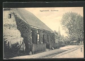 Ansichtskarte Eggersdorf, Forsthaus mit Kirche im Hintergrund