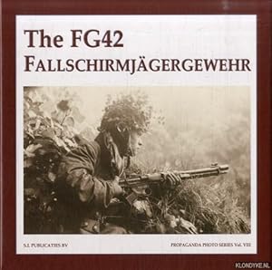 Bild des Verkufers fr The FG42 Fallschirmjagergewehr zum Verkauf von Klondyke