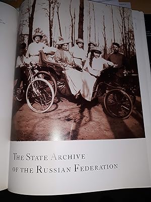 Bild des Verkufers fr Nicholas & Alexandra: Last Imperial Family of Tsarist Russia zum Verkauf von Orb's Community Bookshop