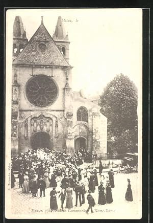 Image du vendeur pour Carte postale Melun, Premire Communion  Notre-Dame mis en vente par Bartko-Reher