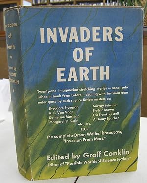 Bild des Verkufers fr Invaders of Earth zum Verkauf von Midway Book Store (ABAA)