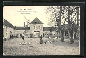 Carte postale Charmoy, La Ferme du Chateau de Charmoy Vue interieure