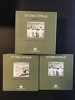 Imagen del vendedor de STORIA D'ITALIA - ANNALI 2 - L'IMMAGINE FOTOGRAFICA 1845-1945 - TOMO I, II a la venta por Il Mondo Nuovo