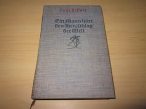 Seller image for Ein Mann hrt den Herzschlag der Welt for sale by Versandantiquariat Schfer