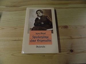 Bild des Verkufers fr Spaziergnge einer Ostpreuin zum Verkauf von Versandantiquariat Schfer