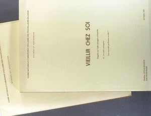 Image du vendeur pour Vieillir chez soi. Enqute sur l'aide mnagre  domicile. En 2 volumes. I : Les bnficiaires. II : Les aides mnagres, une nouvelle profession sociale? Avril et octobre 1981. mis en vente par Librairie Et Ctera (et caetera) - Sophie Rosire