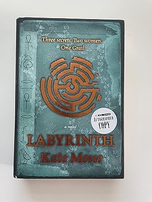 Imagen del vendedor de Labyrinth a la venta por Squarebridge