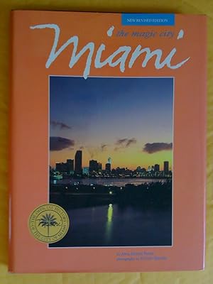 Seller image for The magic City Miami. A pictorial and entertaining commentary on the growth and development of Miami, Florida for sale by Livresse