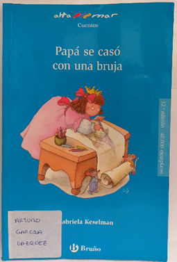 Image du vendeur pour Pap Se Cas Con Una Bruja, Educacin Primaria, 1 Ciclo mis en vente par SalvaLibros
