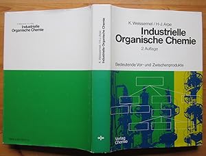 Immagine del venditore per Industrielle organische Chemie. Bedeutende Vor- und Zwischenprodukte. venduto da Antiquariat Roland Ggler