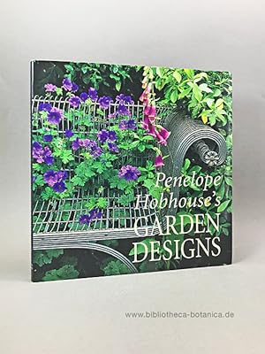 Immagine del venditore per Penelope Hobhouse's Garden Designs. venduto da Bibliotheca Botanica