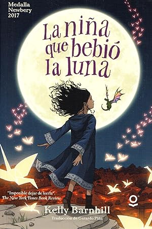 Seller image for La Nina Que Bebio la Luna for sale by Adventures Underground