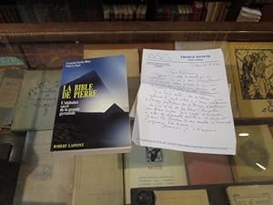 Bild des Verkufers fr La bible de Pierre.L'alphabet sacr de la Grande Pyramide. zum Verkauf von Librairie FAUGUET