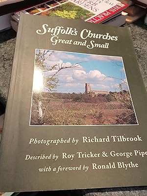 Imagen del vendedor de Suffolk's Churches Great and Small a la venta por SGOIS