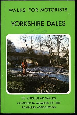 Immagine del venditore per Yorkshire Dales | Walks For Motorists Series No. 17 | 30 Circular Walks | Warne Gerrard Guides for Walkers. venduto da Little Stour Books PBFA Member