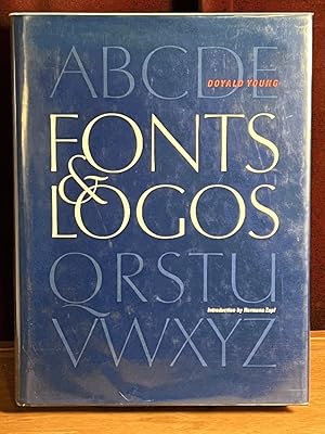 Immagine del venditore per Fonts & Logos: Font Analysis, Logotype Design, Typography, Type Comparison venduto da Amatoria Fine Art Books, IOBA, CALIBA