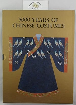 Bild des Verkufers fr 5000 Years of Chinese Costumes. ISBN 9620750551 zum Verkauf von Chiemgauer Internet Antiquariat GbR